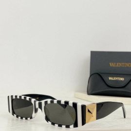 Picture of Valentino Sunglasses _SKUfw46788687fw